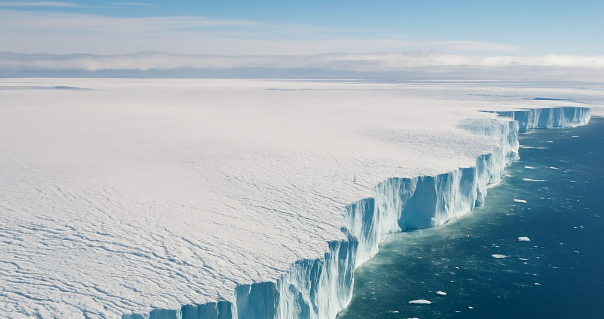 Arctica se topește record: pierderi uriașe de gheață în această iarnă