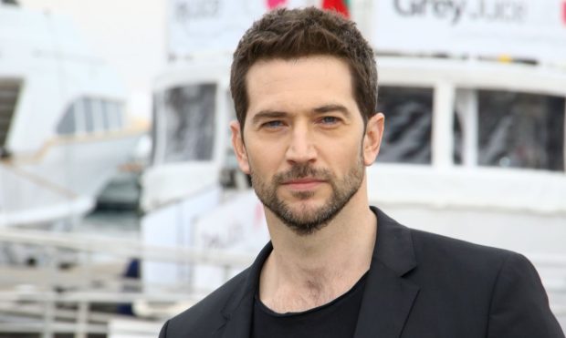 Luke Roberts, actor britanic, despre România: „Am avut escortă de poliție