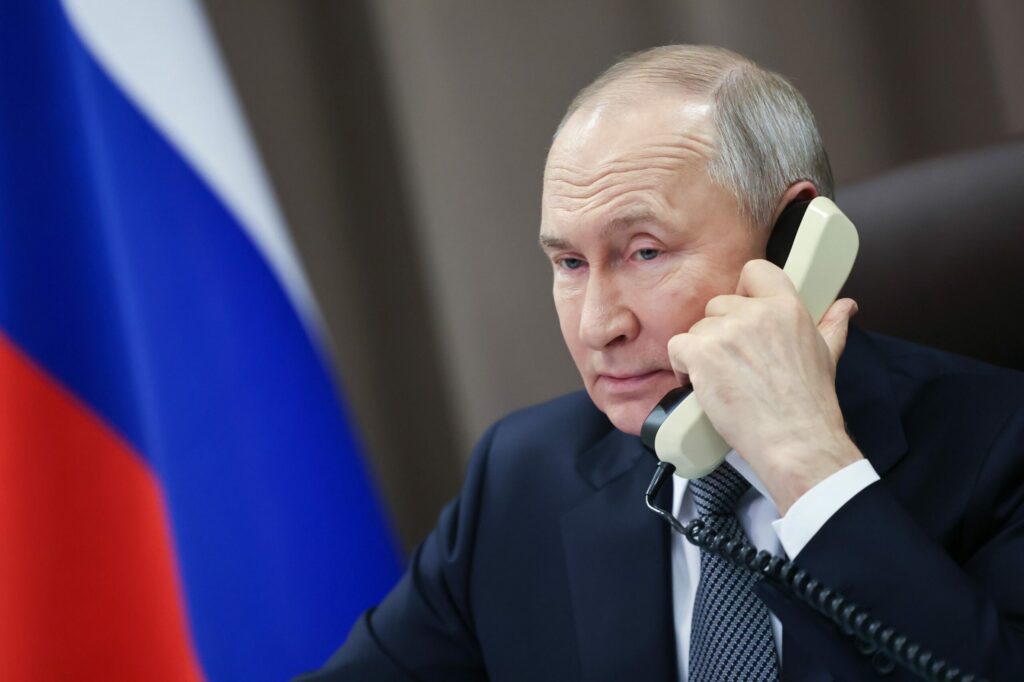 Putin spune Teheranului: Rusia, alături de Iran