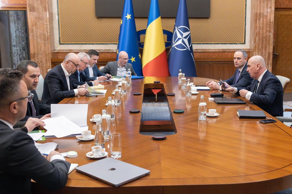 Bolojan: Nu vreau soluții populiste, ci avantaje maxime la prețuri mai mici