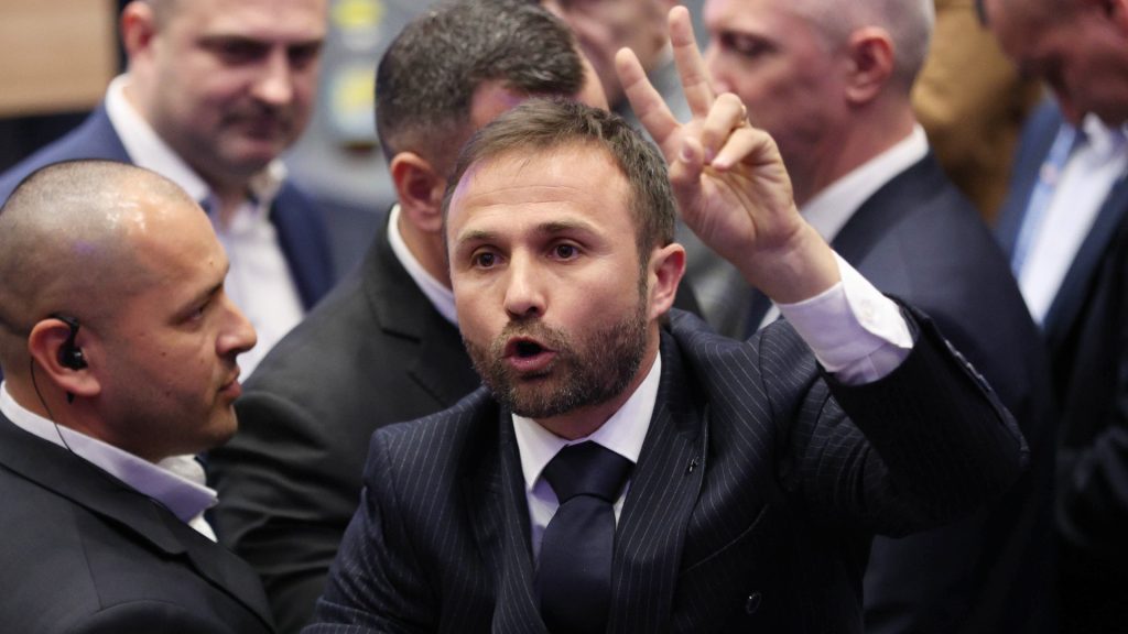 Răzvan Burleanu pierde șefia FRF, contracandidatul său anunță o decizie importantă