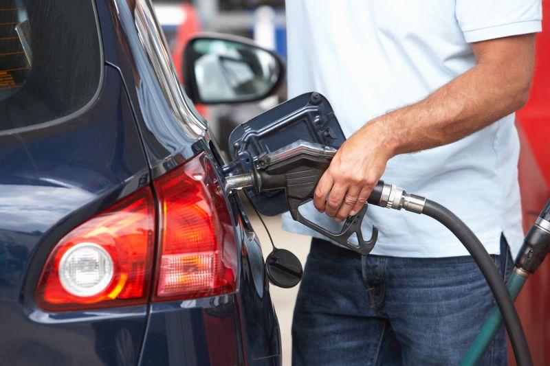 Slovacia vinde diesel șoferilor străini la prețuri mai mici decât în țară
