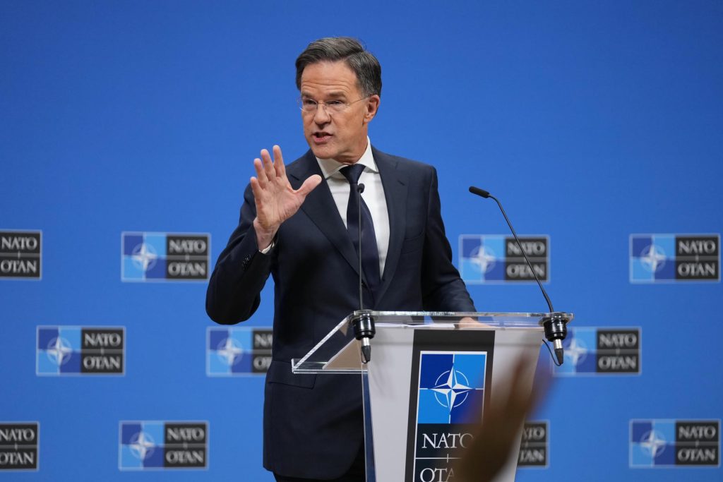 NATO caută soluții pentru redeschiderea strâmtorii Ormuz