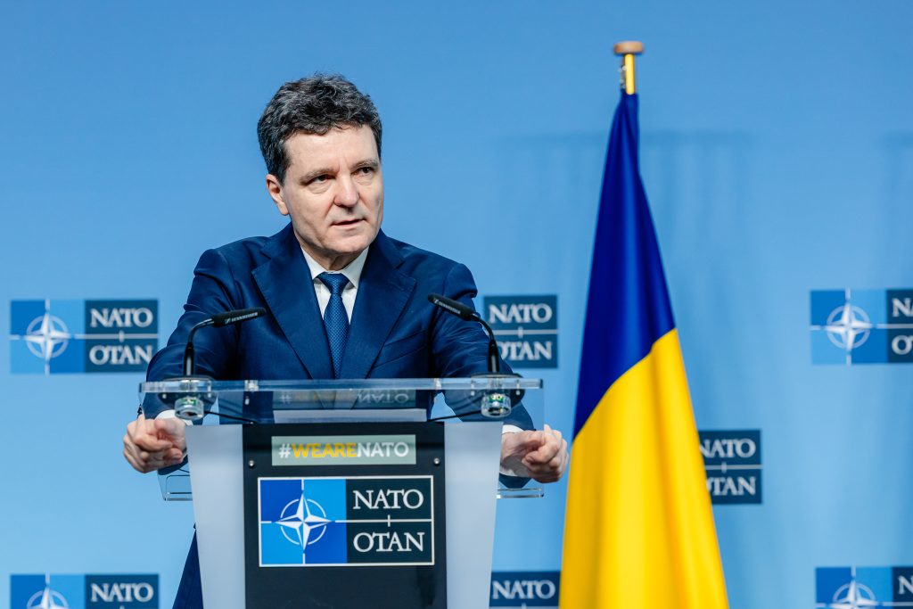 România susține deblocarea strâmtorii Ormuz. Nicușor Dan: Efectele se resimt și aici