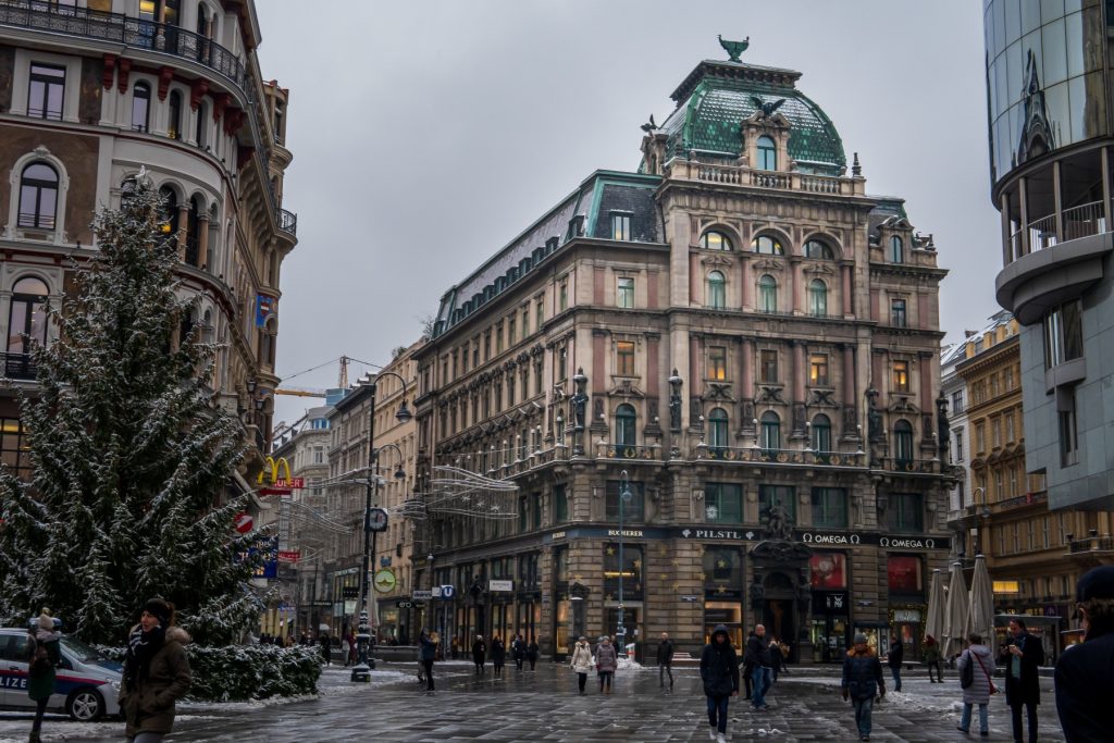Schele prăbușite la Viena: patru morți în centrul vechi al orașului