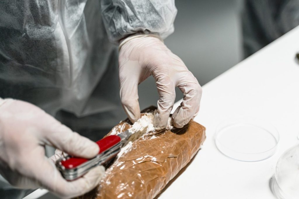 Reţele criminale: cocaina intră în Europa prin metode din ce în ce mai sofisticate