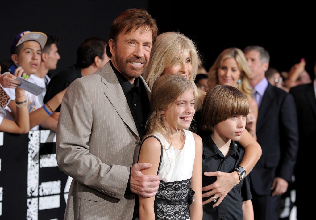 Chuck Norris, internat de urgență în Hawaii după o criză medicală
