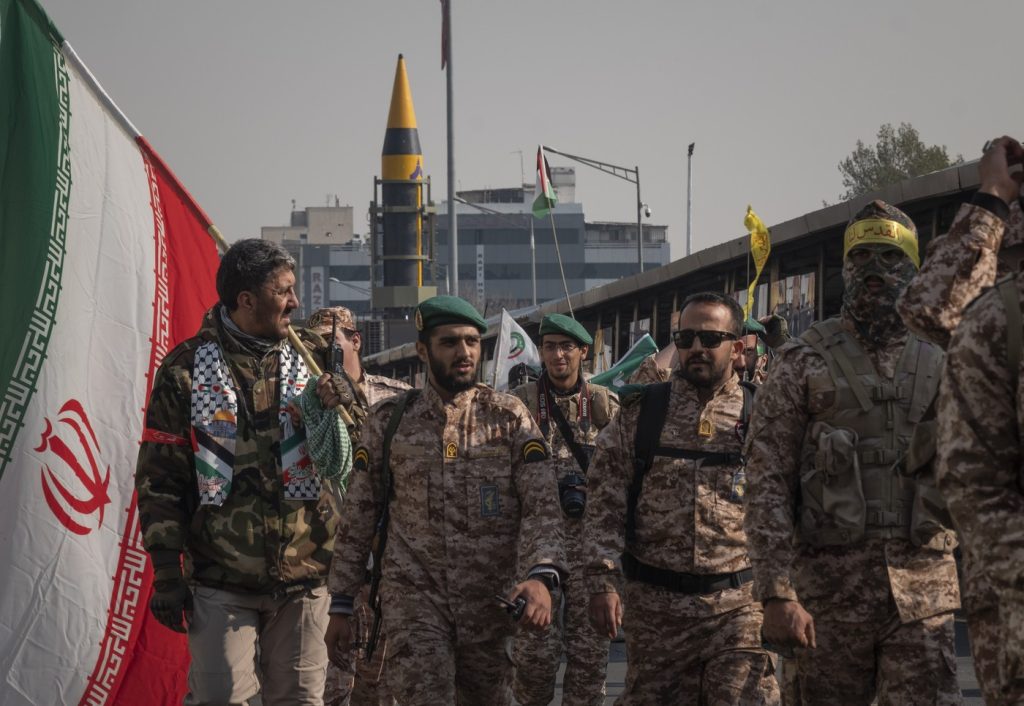 Iranul crește nivelul de alertă: Atac în Europa și amenințări balistice