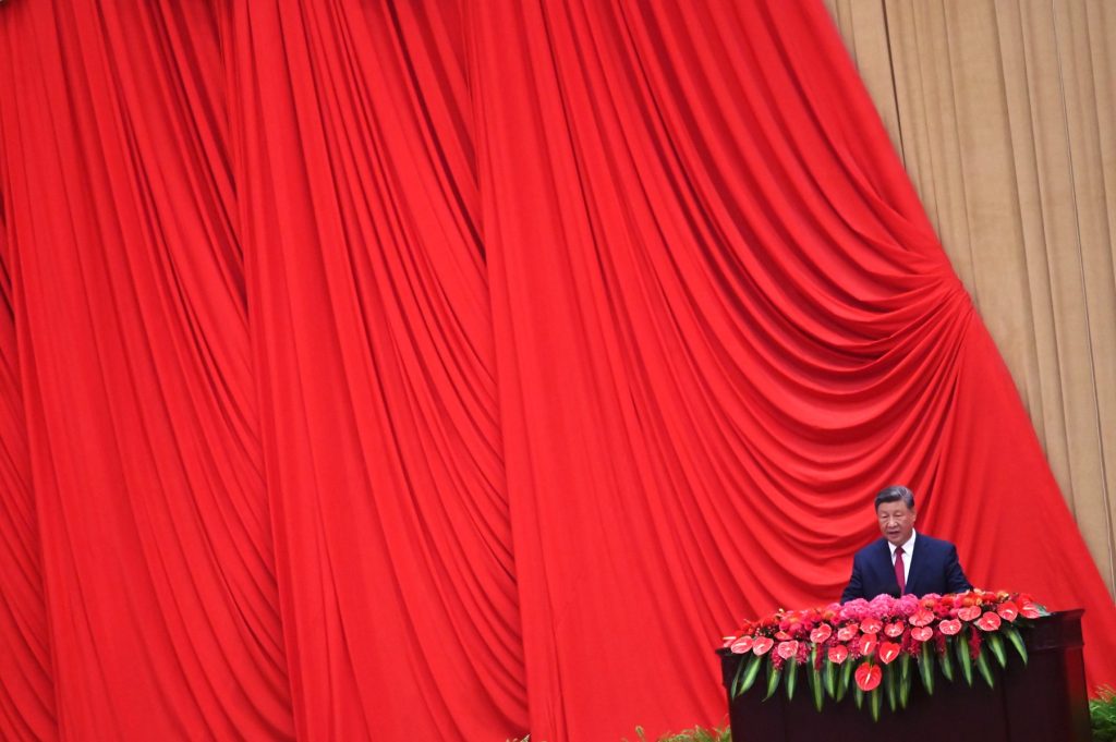 China se pregătește de criza energetică globală de ani de zile cu succes