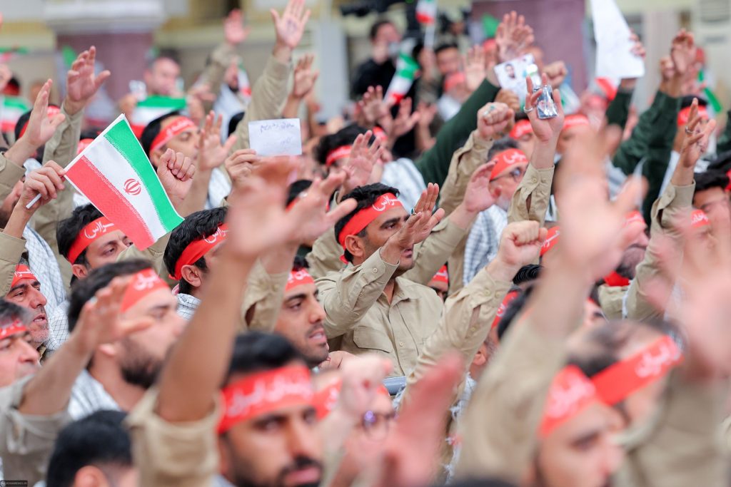 Iran: Primii „revoluționari” condamnați la moarte, executați pentru uciderea unor agenți de ordine