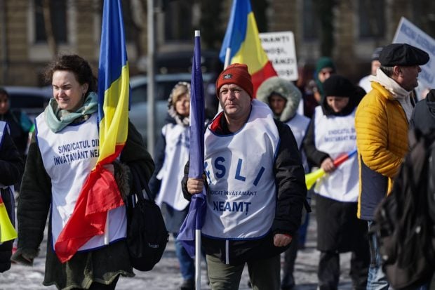 Nu-mi ziceți dascăl!” – un strigăt de ajutor al educatorilor