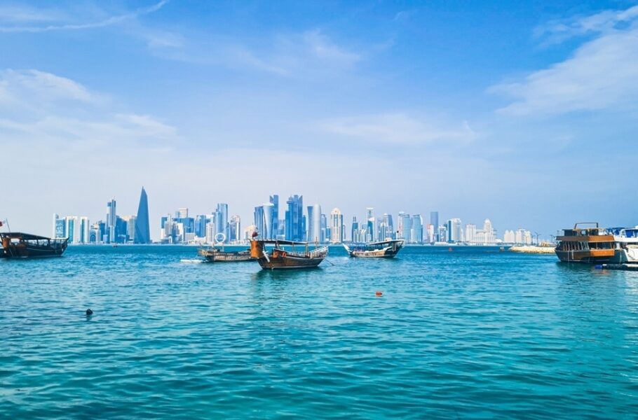 Elicopter prăbușit în Qatar, căutări disperate după supraviețuitori