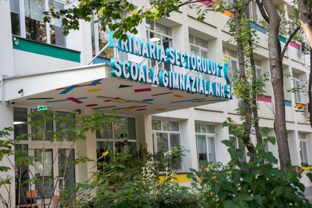 Elev de-a opta ratează simularea Evaluării Naționale: „Mami, e ora 9, ar fi trebuit să dau testul