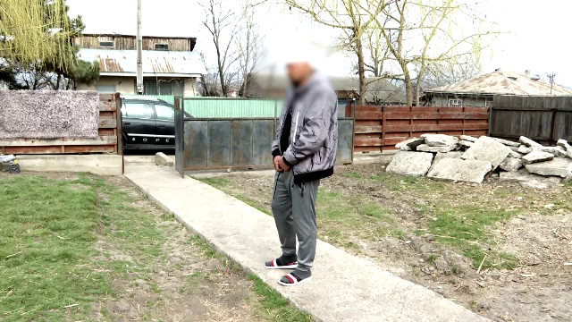 Bărbat înjunghiat de 15 ani după ce a încălcat ordin de protecție