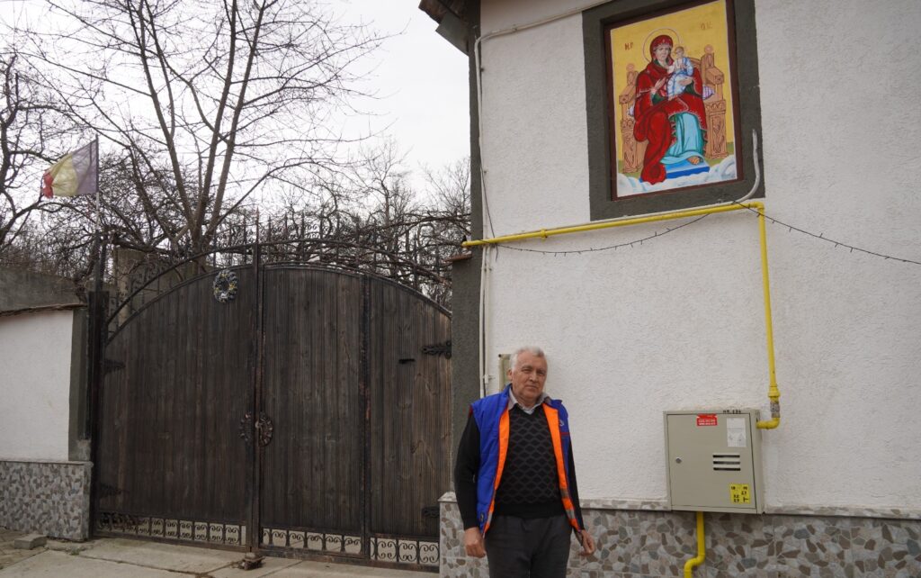 Sibiu: Satul unde Maica Domnului veghează casele, o tradiție rară