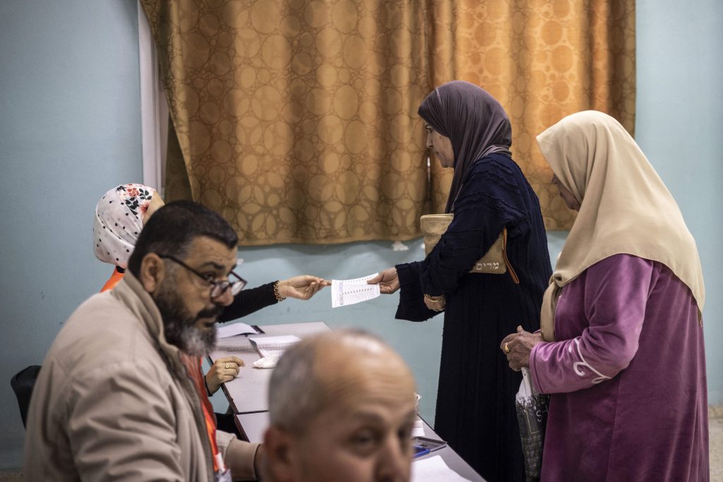 Război în Gaza: Alegeri municipale, o premieră în plină criză