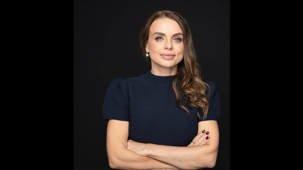 Cătălina Grama, 45 de ani: „Personajele, oglinzi ale sinelui meu