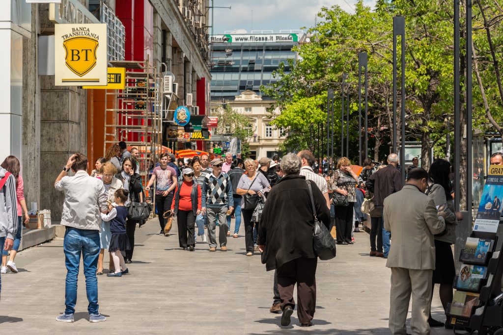 Vremea se schimbă: temperaturi în creștere, vânt puternic în unele zone azi, 24 aprilie
