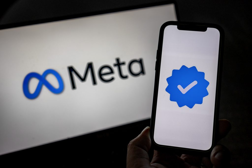 Meta, compania mamă a Facebook, acuzată de promovare a înșelătoriilor online