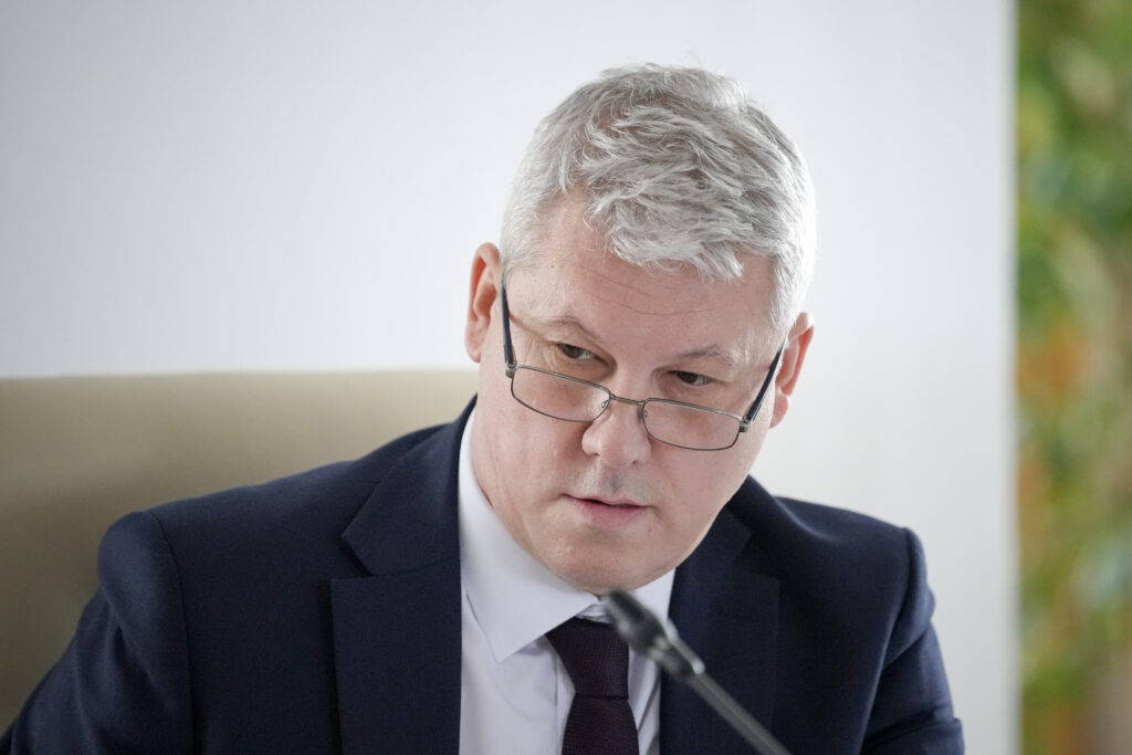 Marinescu, mesaj pentru Predoiu: „Cunoaște domeniul justiției