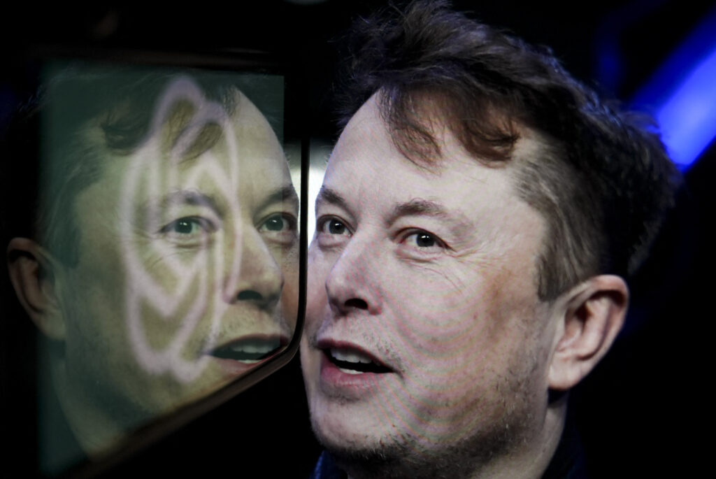 Musk abandonează acuzațiile de fraudă împotriva OpenAI și cere despăgubiri uriașe