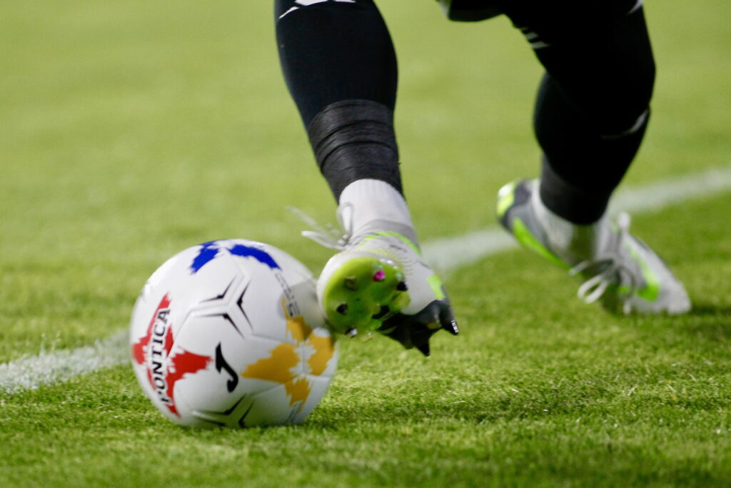 FIFA propune relaxarea regulilor pentru cartonașe galbene la CM