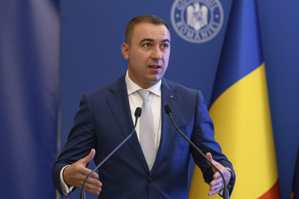 Susținători căutați”. Ivan, detalii despre moțiunea de cenzură contra lui Bolojan