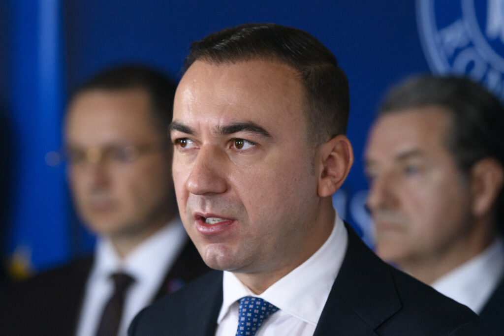 Prețul energiei scade: Ivan, primele efecte pe facturile românilor