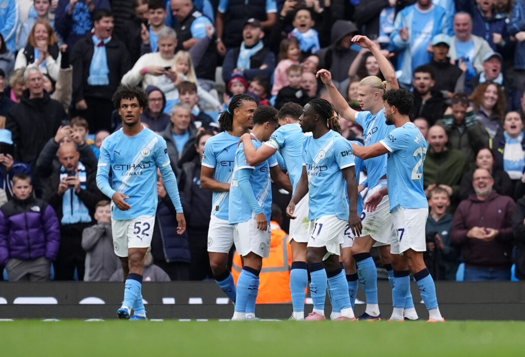 Manchester City conduce Premier League după victoria cu Burnley