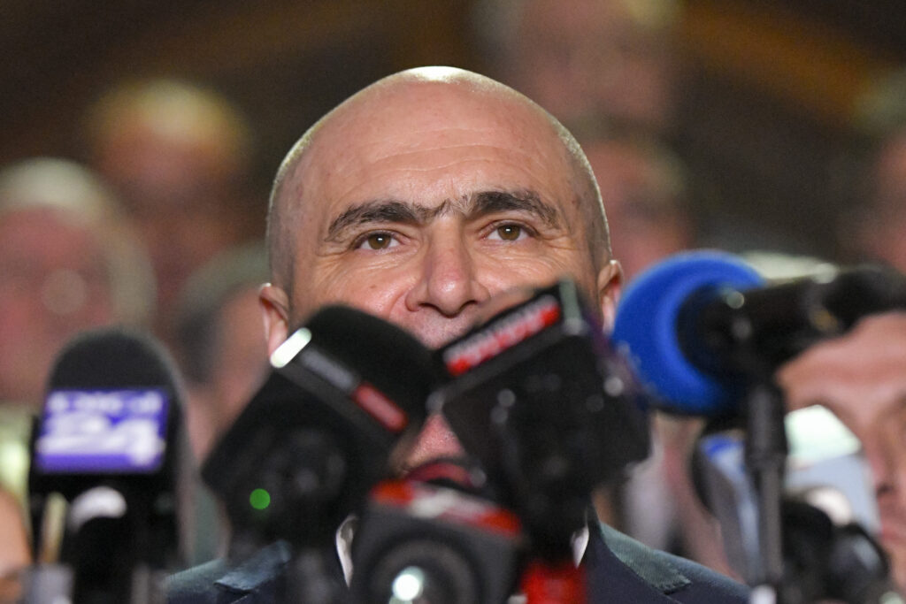 Bolojan: Întâlnirile civilizate nu sunt problema, ci ce se întâmplă după