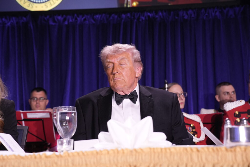 Trump: Atacul de la dineul jurnaliștilor justifică sala de bal la Casa Albă