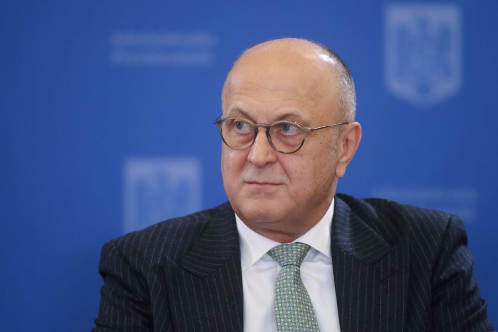 Șucu: Suspiciuni nefondate scumpesc creditele imediat