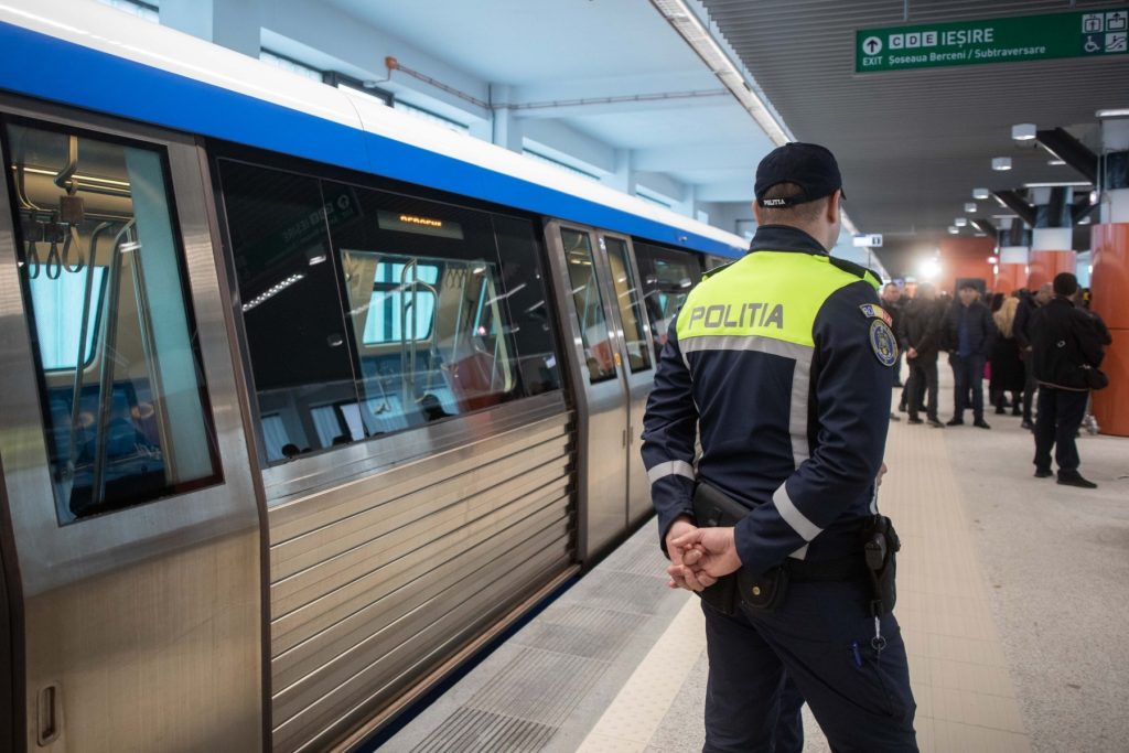 Tavanul tunelului de metrou s-a desprins între stațiile 1 Mai și Jiului