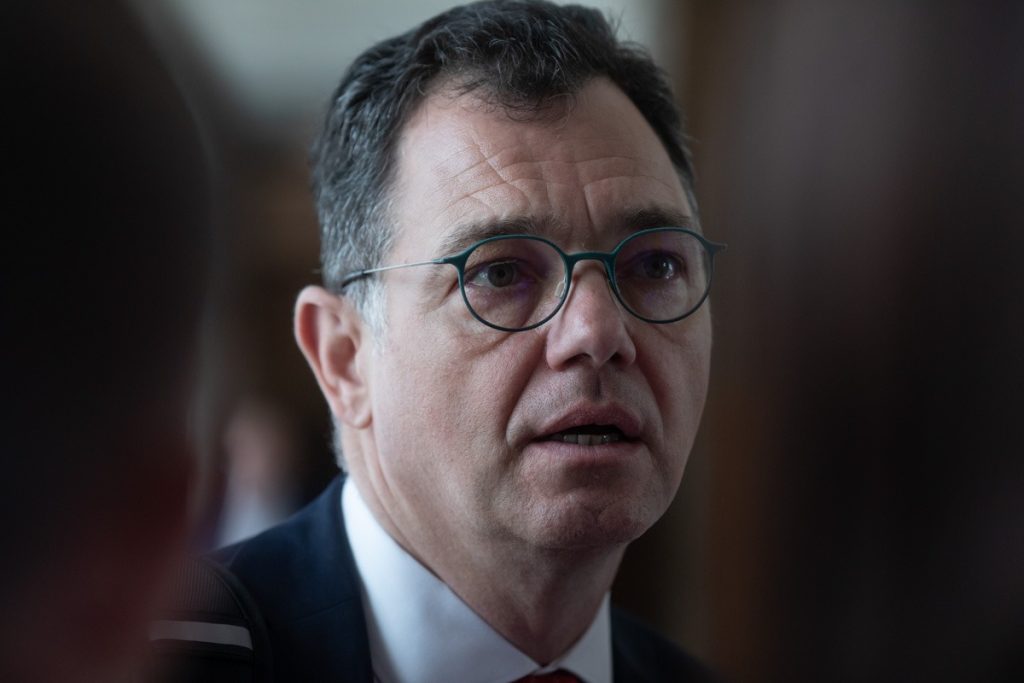 Radu Oprea (PSD) demisionează din funcția de secretar general al Guvernului