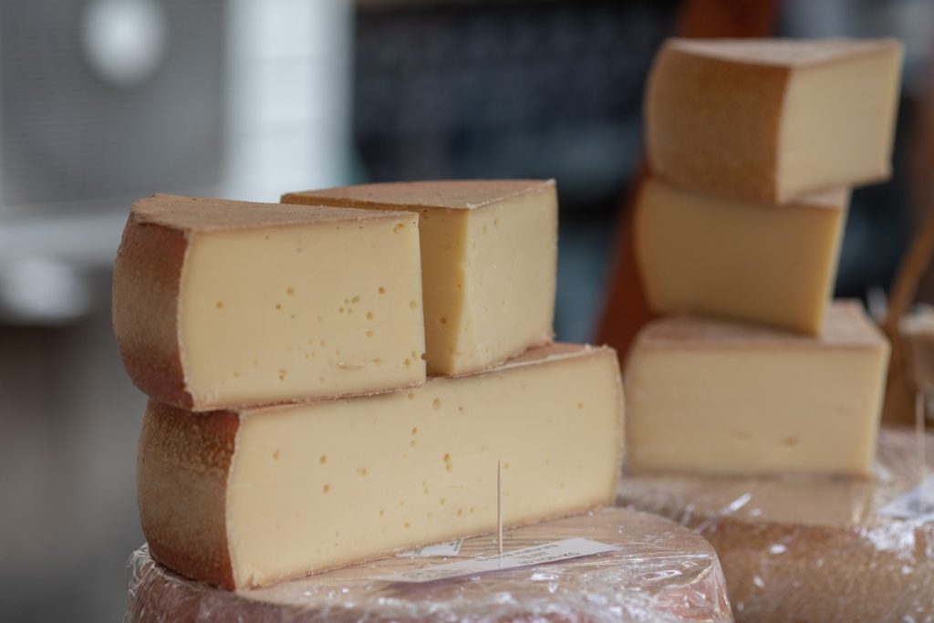 România încheie mega-deal cu China pe lactate, spune presa grecească