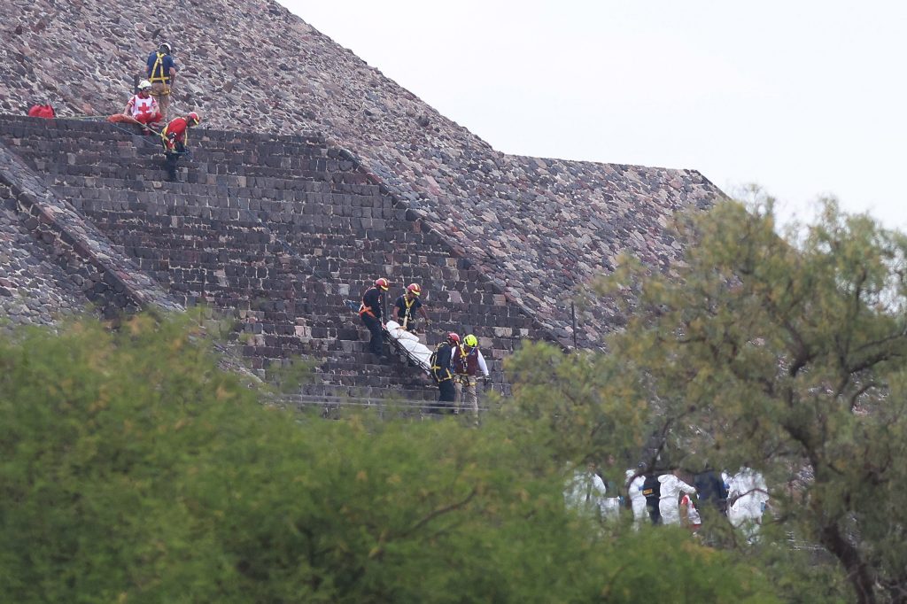 Atac sângeros la Teotihuacan: Tânăra canadiană ucisă, atacatorul sinucis