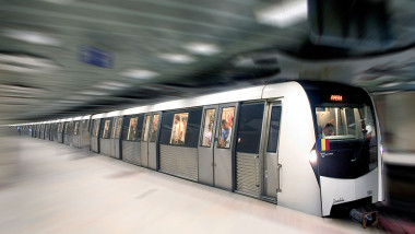 Miruță: Scumpirea biletelor de metrou, amânată două luni la cererea Ministerului Transporturilor
