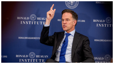 Rutte: Lumea e „periculoasă”, NATO cere accelerarea producției de apărare