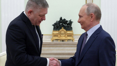 Slovacia se joacă de partea lui Putin: dă UE în judecată pentru petrolul rusesc
