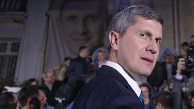 USR ripostează alianța PSD-AUR: „Bolojan, trimis în groapă”