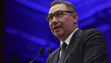 Ponta atacă dur: Nicușor Dan, un lider lipsit de viziune, USR ipocrit și PSD în derivă