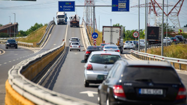 Atenție șoferi! Site-ul neautorizat vinde roviniete cu 12% mai scump