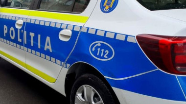 Trei bărbaţi trimişi în judecată pentru incendierea unei maşini în Capitală