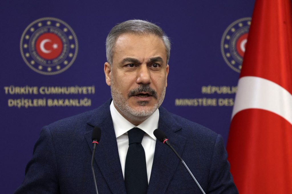 Ministrul turc de externe: Ce se întâmplă după expirarea armistiţiului Iran-SUA miercuri?
