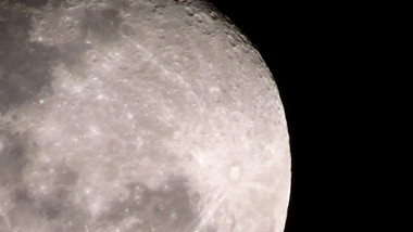 NASA se confruntă cu o provocare pe Lună: focul în spațiu