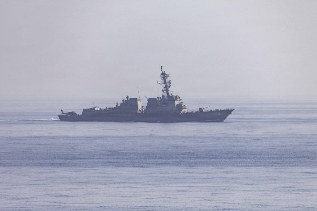 Războiul din Iran, ziua 55: Secretarul Marinei SUA demisionează imediat