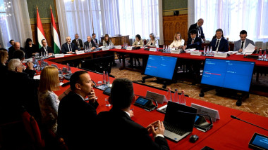 Tisza lui Peter Magyar cere transparență pentru fondurile Ungariei în țările vecine