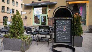 Prima cafenea cu inteligență artificială, ‘Mona’, se deschide la Stockholm