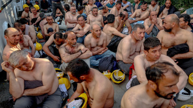 Peste 100 de mineri în greva foamei, arestaţi în Turcia pe drumul spre Ankara