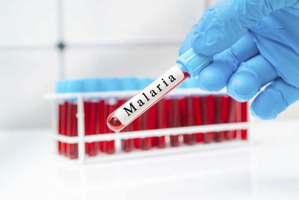OMS aprobă primul medicament anti-malaria pentru sugari